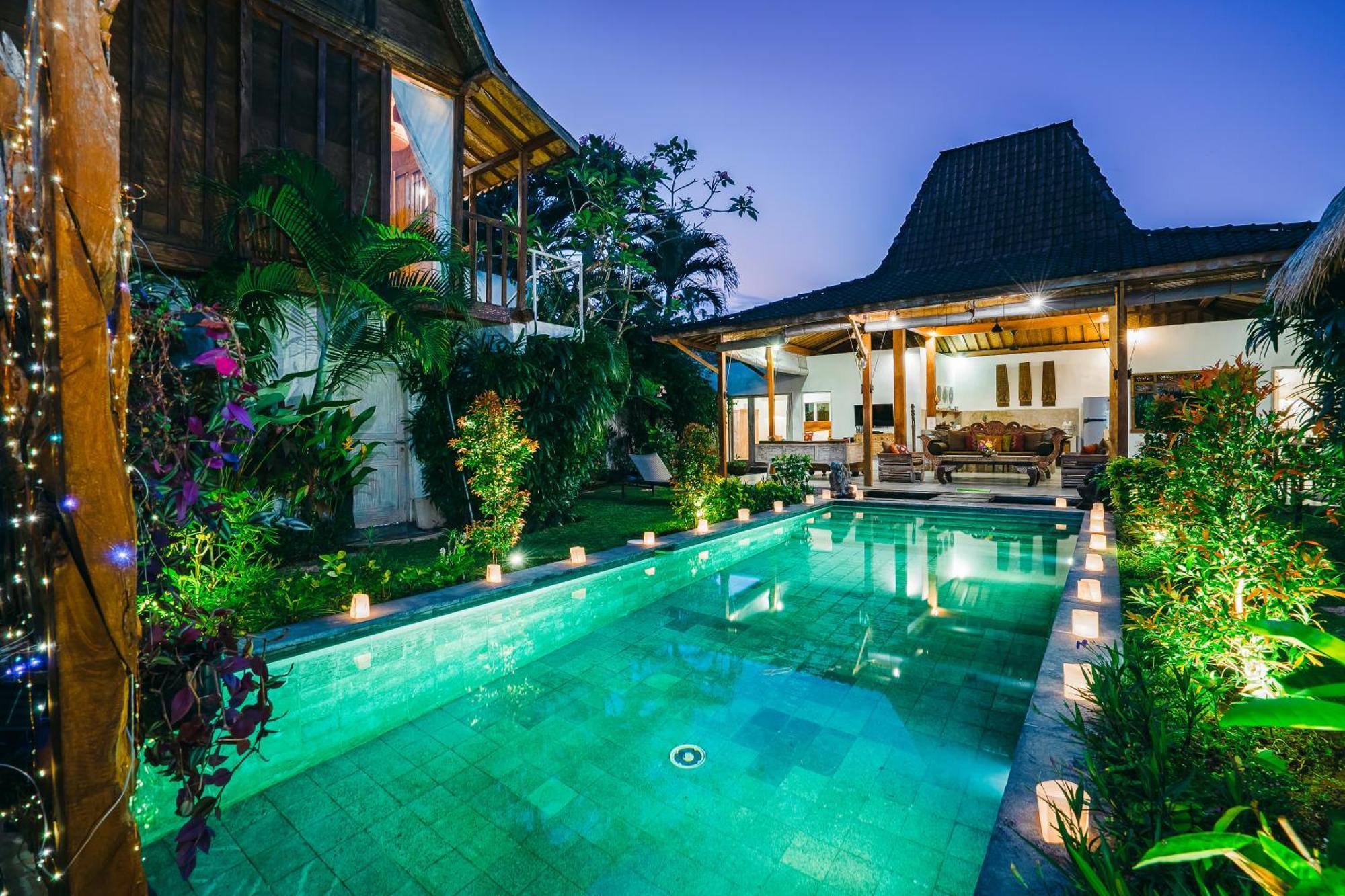 Niri - Beautiful 4br Teak Joglo In Oberoi Seminyak, A Tranquil Retreat *