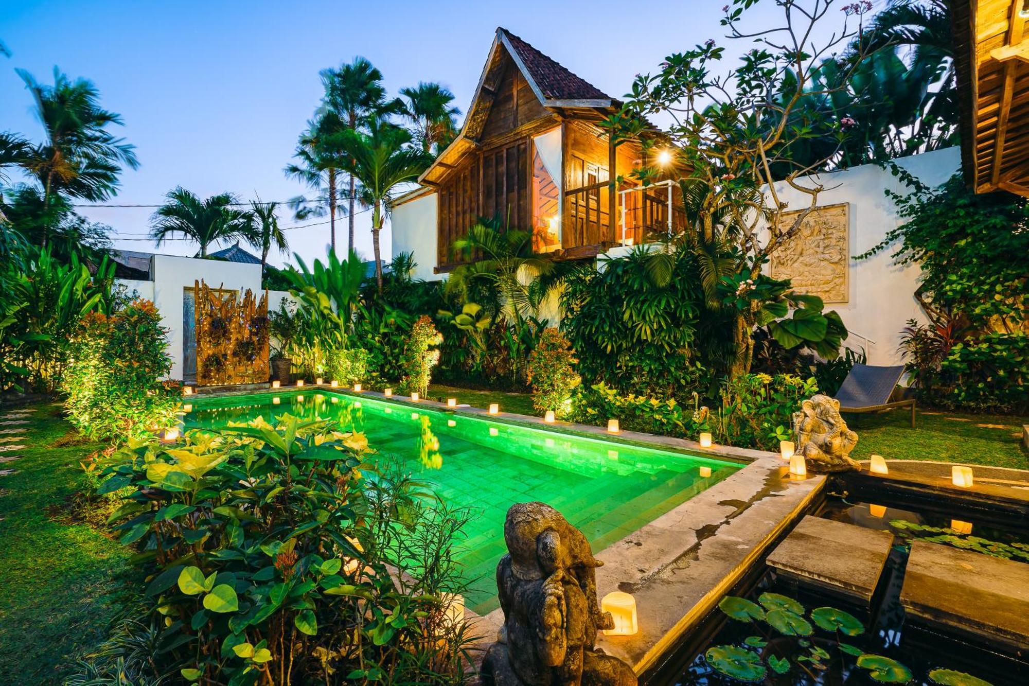 Niri - Beautiful 4br Teak Joglo In Oberoi Seminyak, A Tranquil Retreat Pousada Seminyak