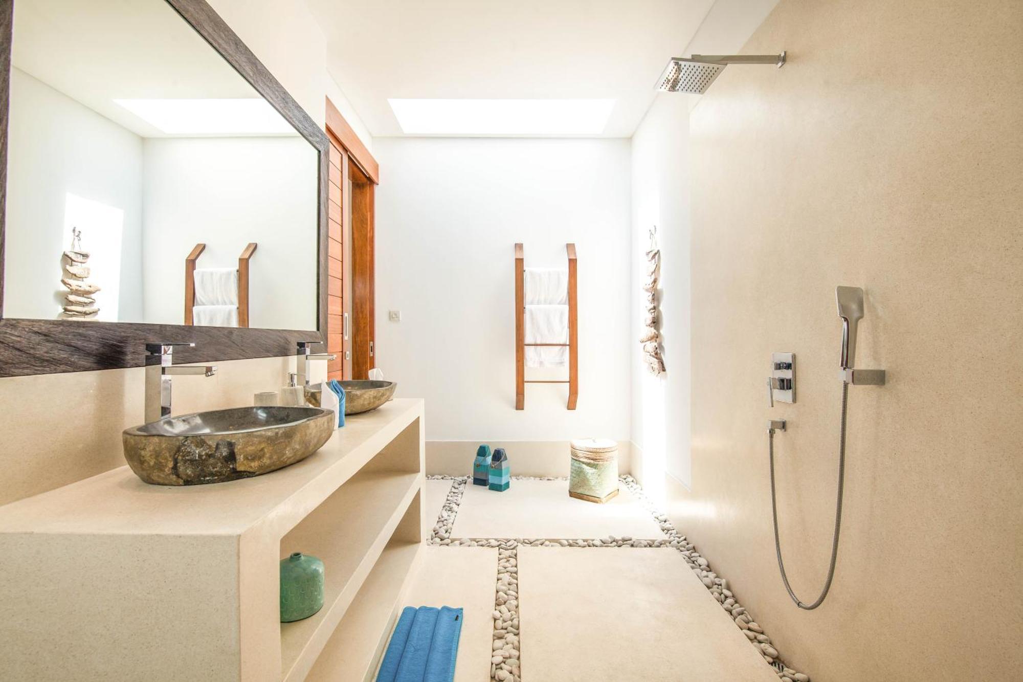 5br Designer Villa, Walk To Beach, Luxury Living Villa Seminyak (Bali)