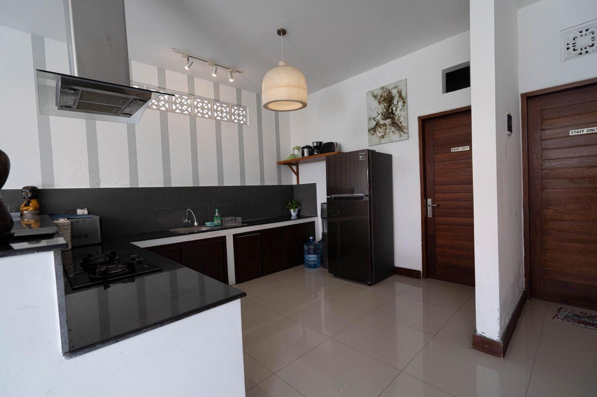 Villa Scarlet