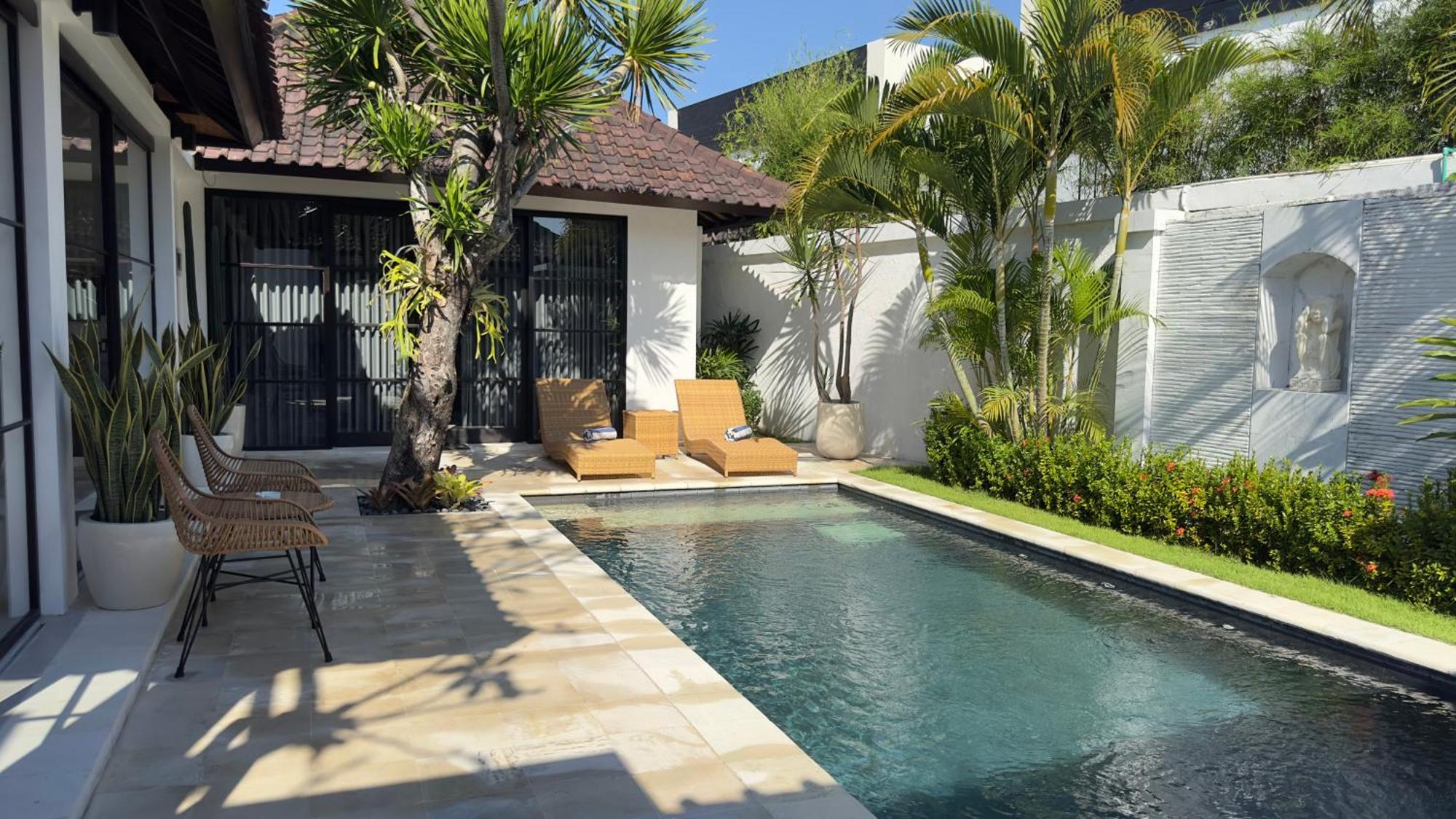 Hotel The Kon's Bali 5*