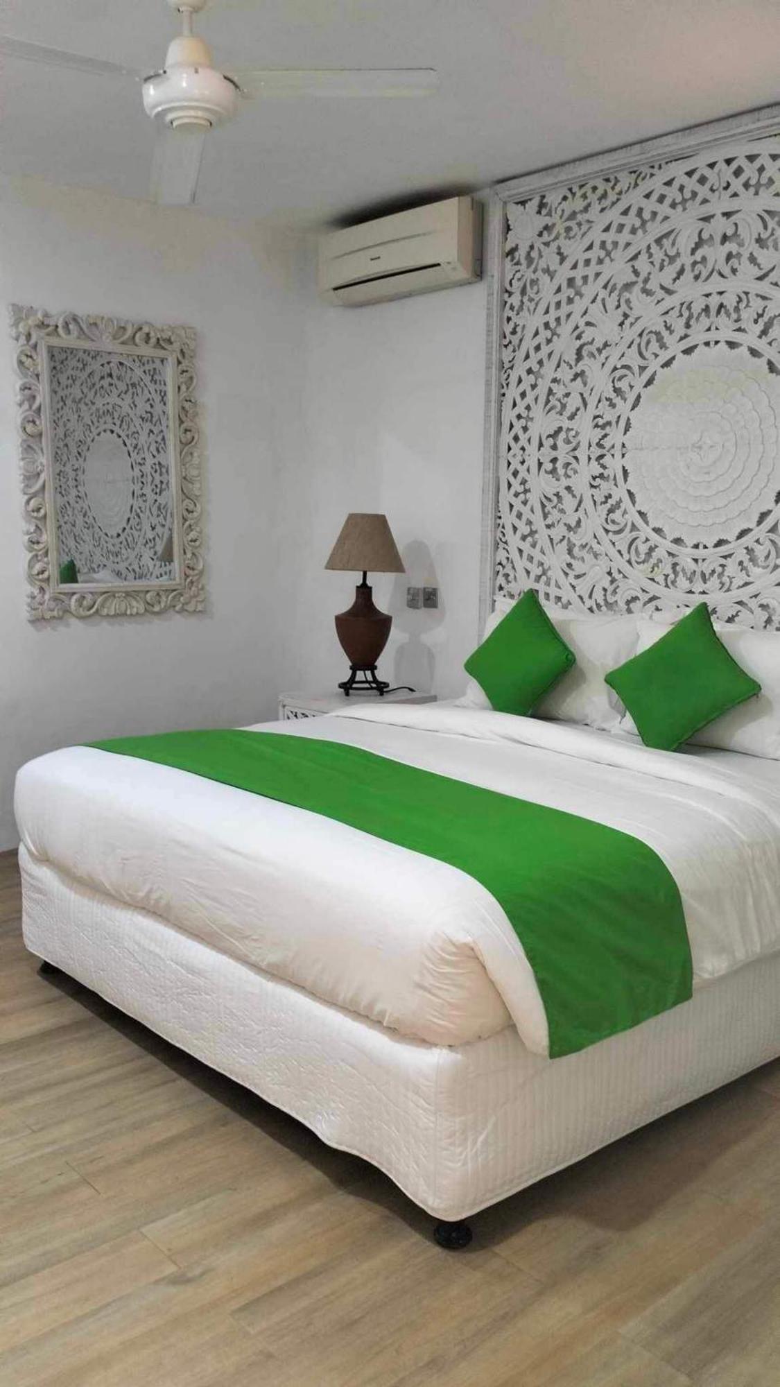 Elina Villa Seminyak (Bali)
