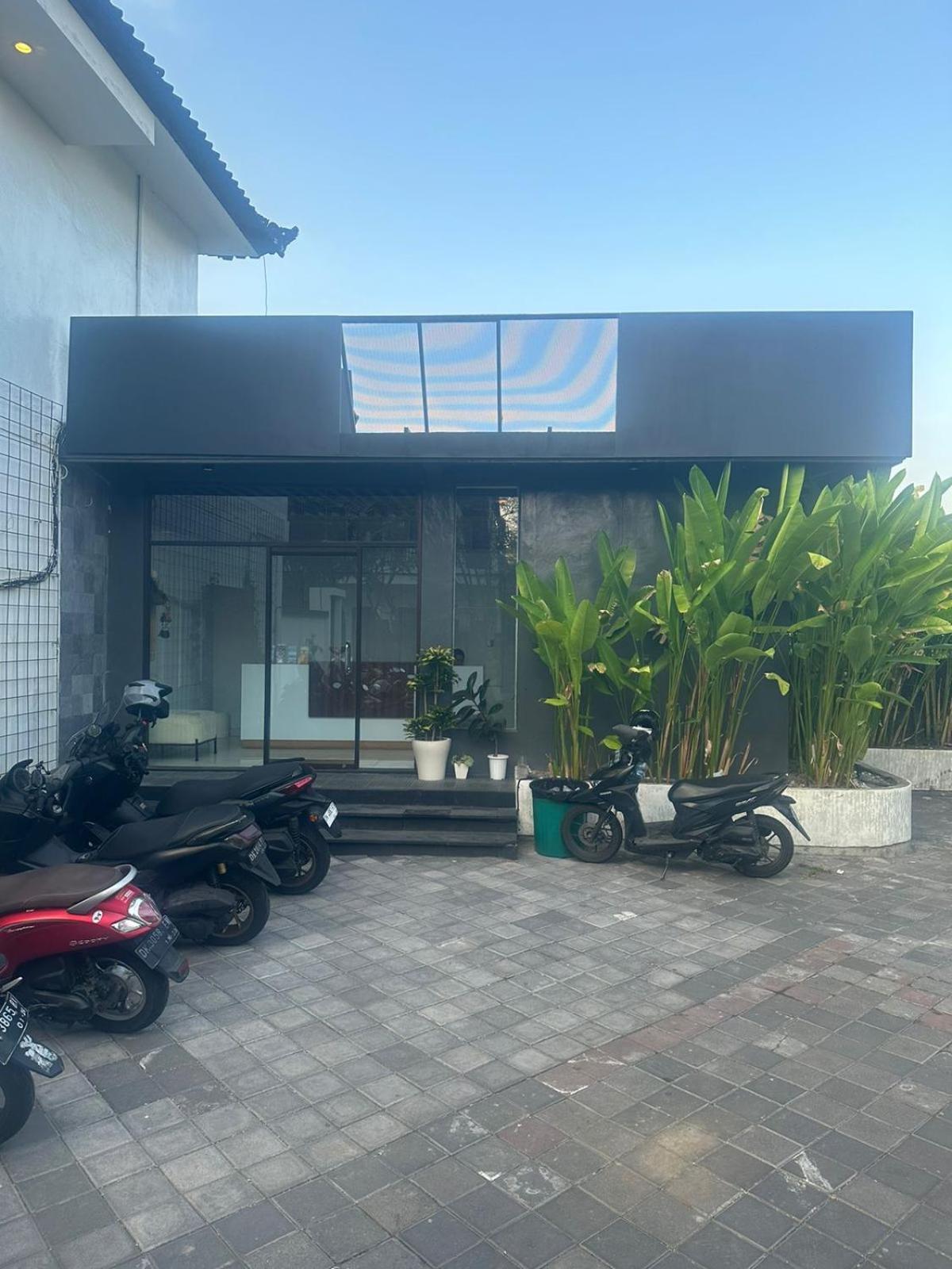 The Hita Apartment Seminyak (Bali)