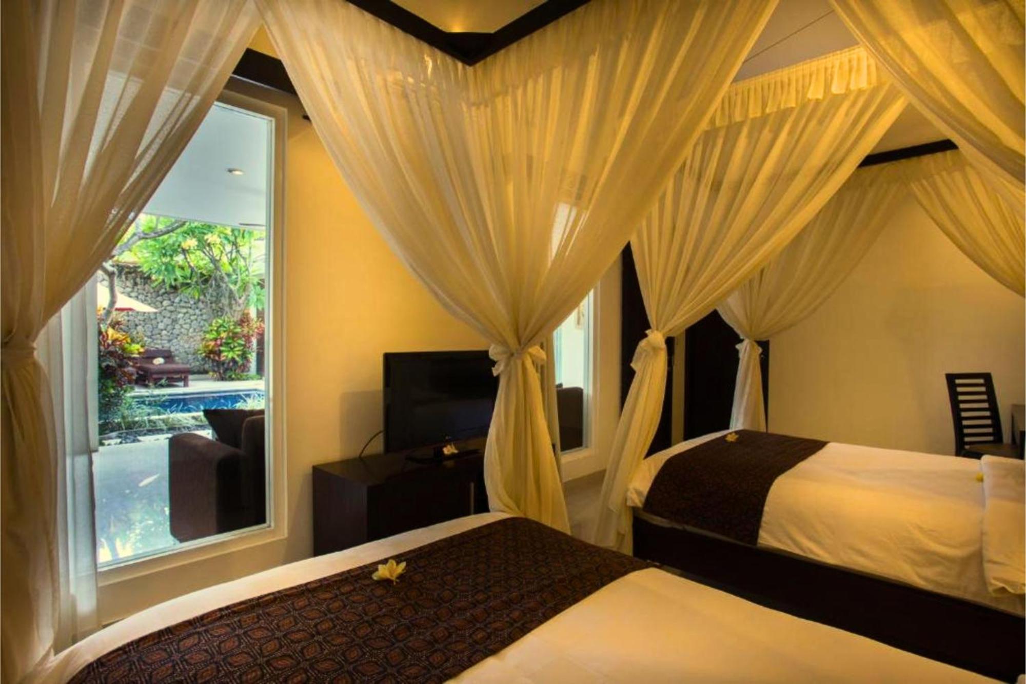 Ageratum 4 Bedroom Private Pool An05 Villa Seminyak (Bali)