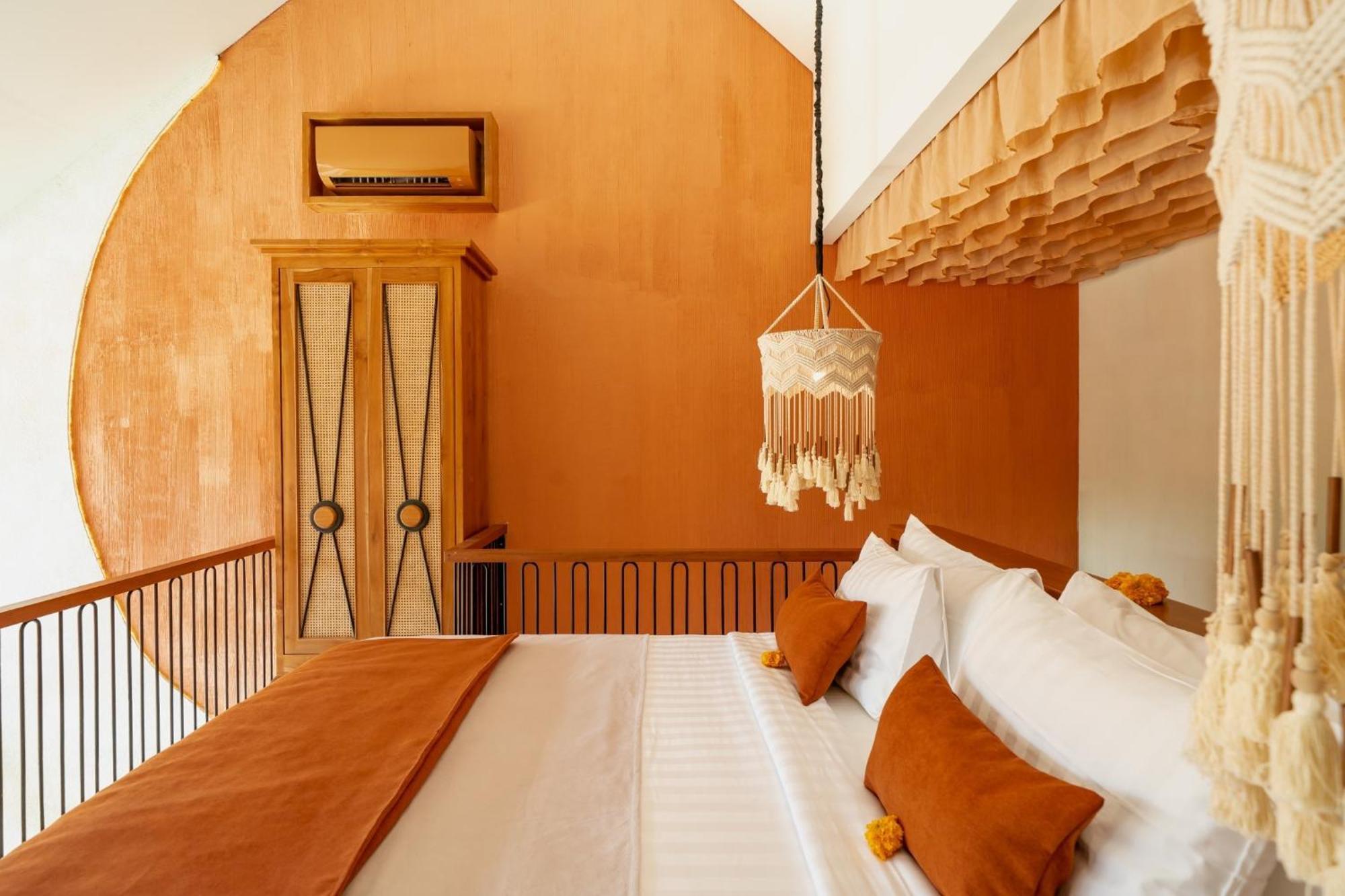 Cyrus By Ini Vie Hospitality