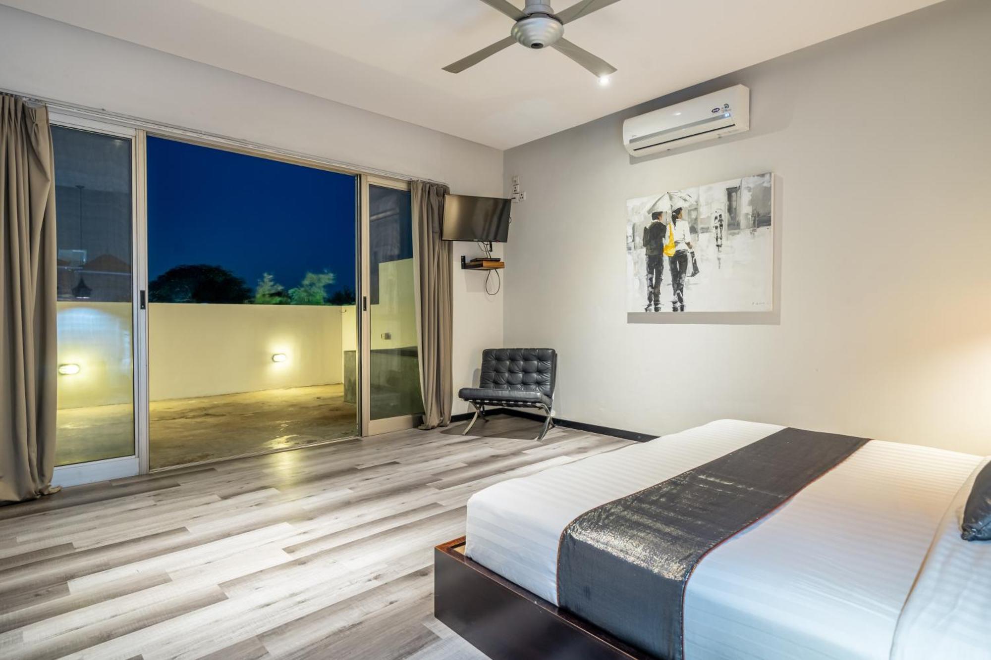 Onyx Villa