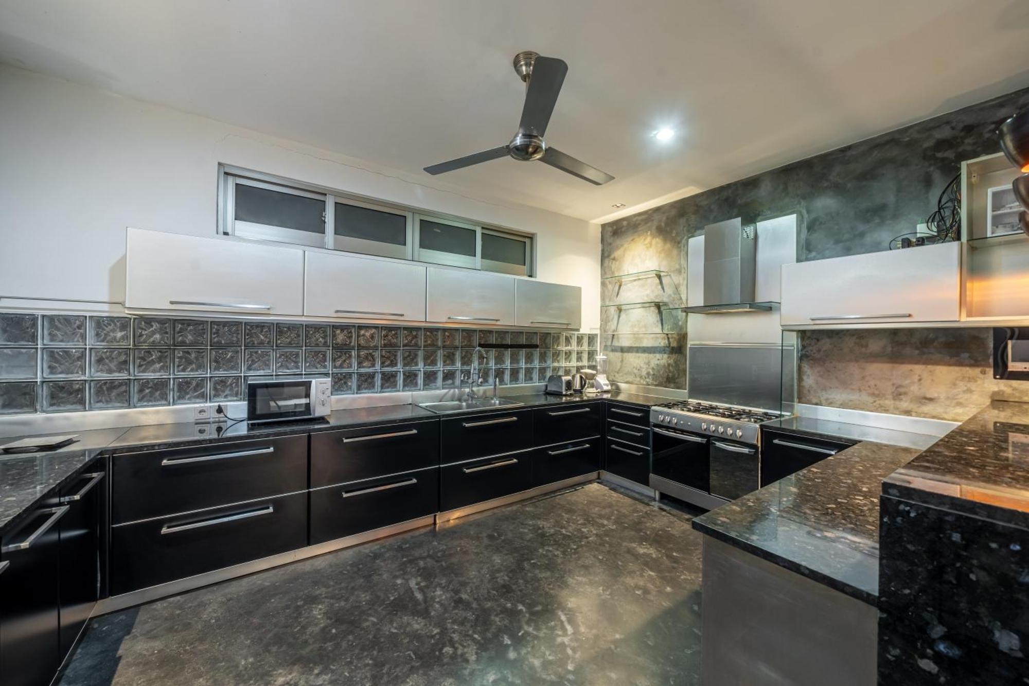 Onyx Villa