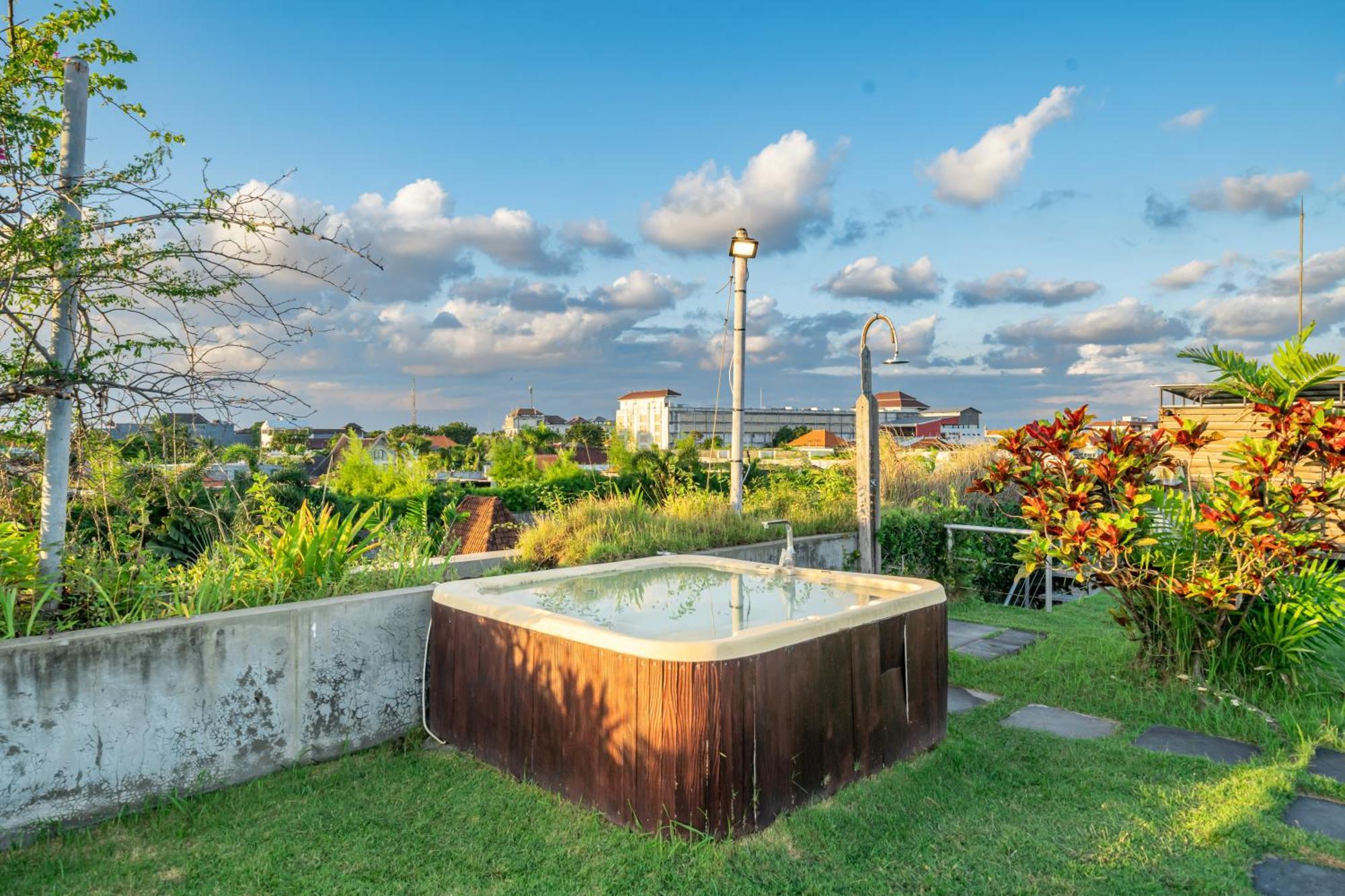 Onyx Villa *