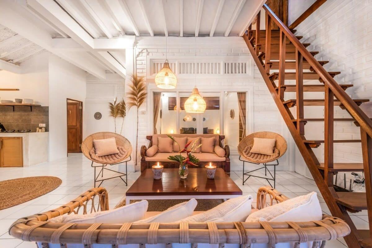 London - Private 4 Bdr In Seminyak, Pool & Garden In Prime Location