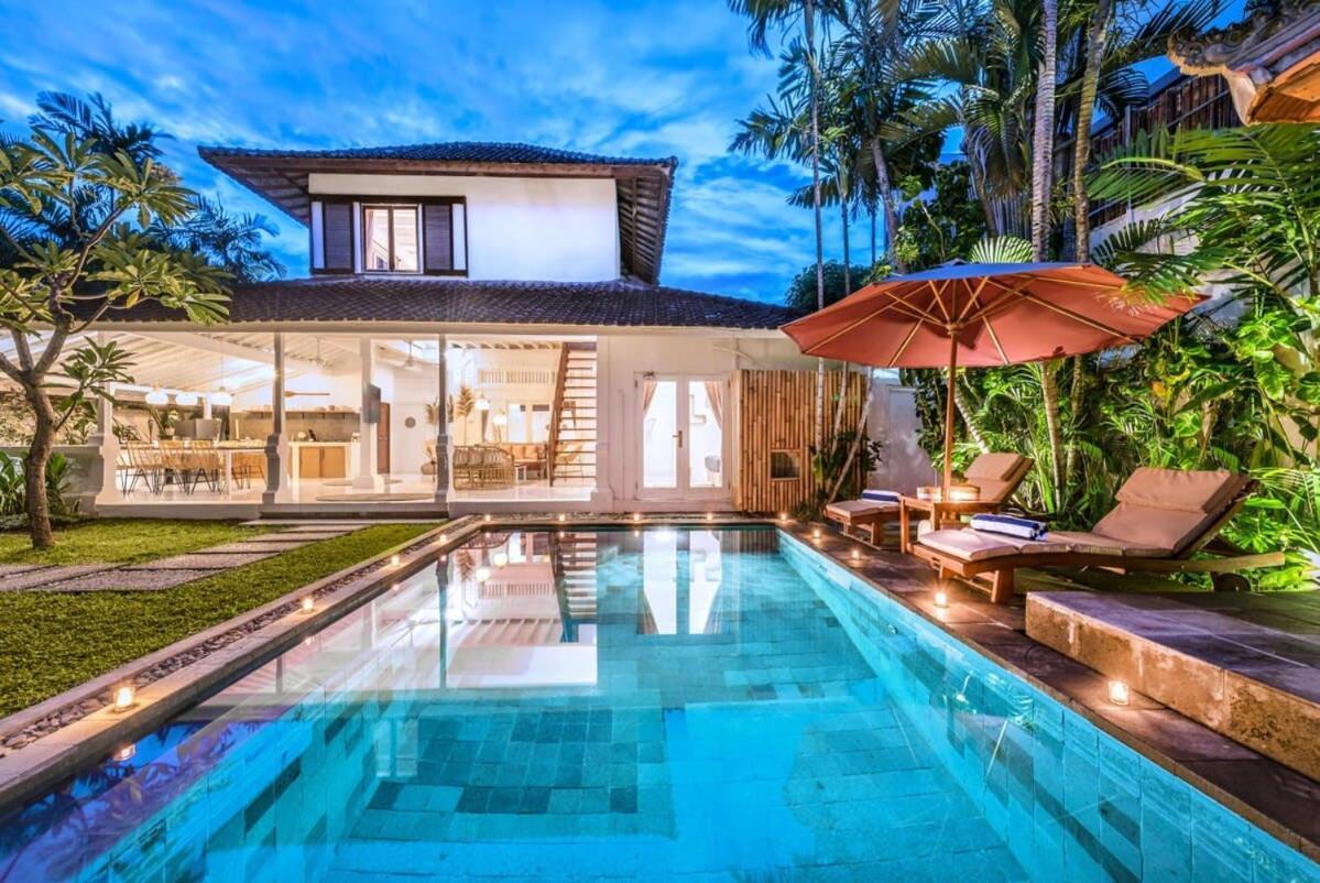 London - Private 4 Bdr In Seminyak, Pool & Garden In Prime Location Villa
