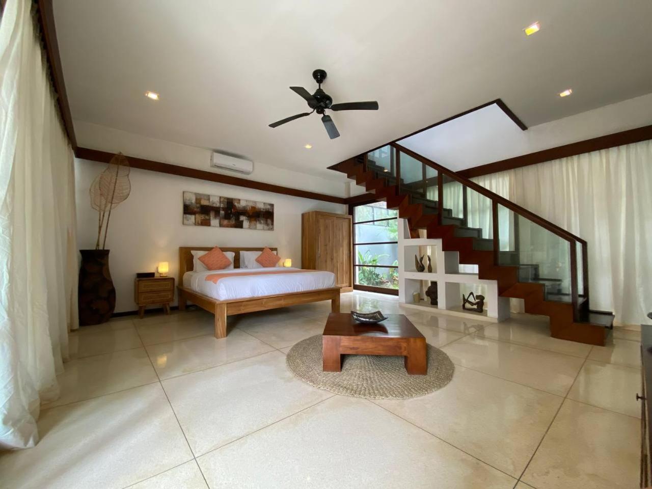 Spacious In Petitenget Location Villa Seminyak (Bali)