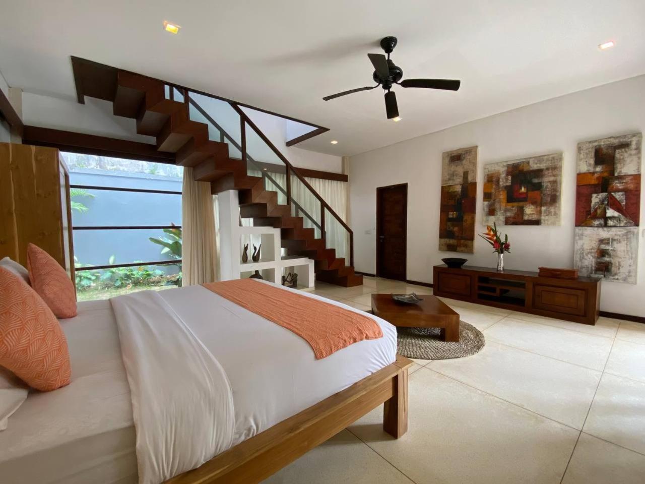 Villa Spacious In Petitenget Location *