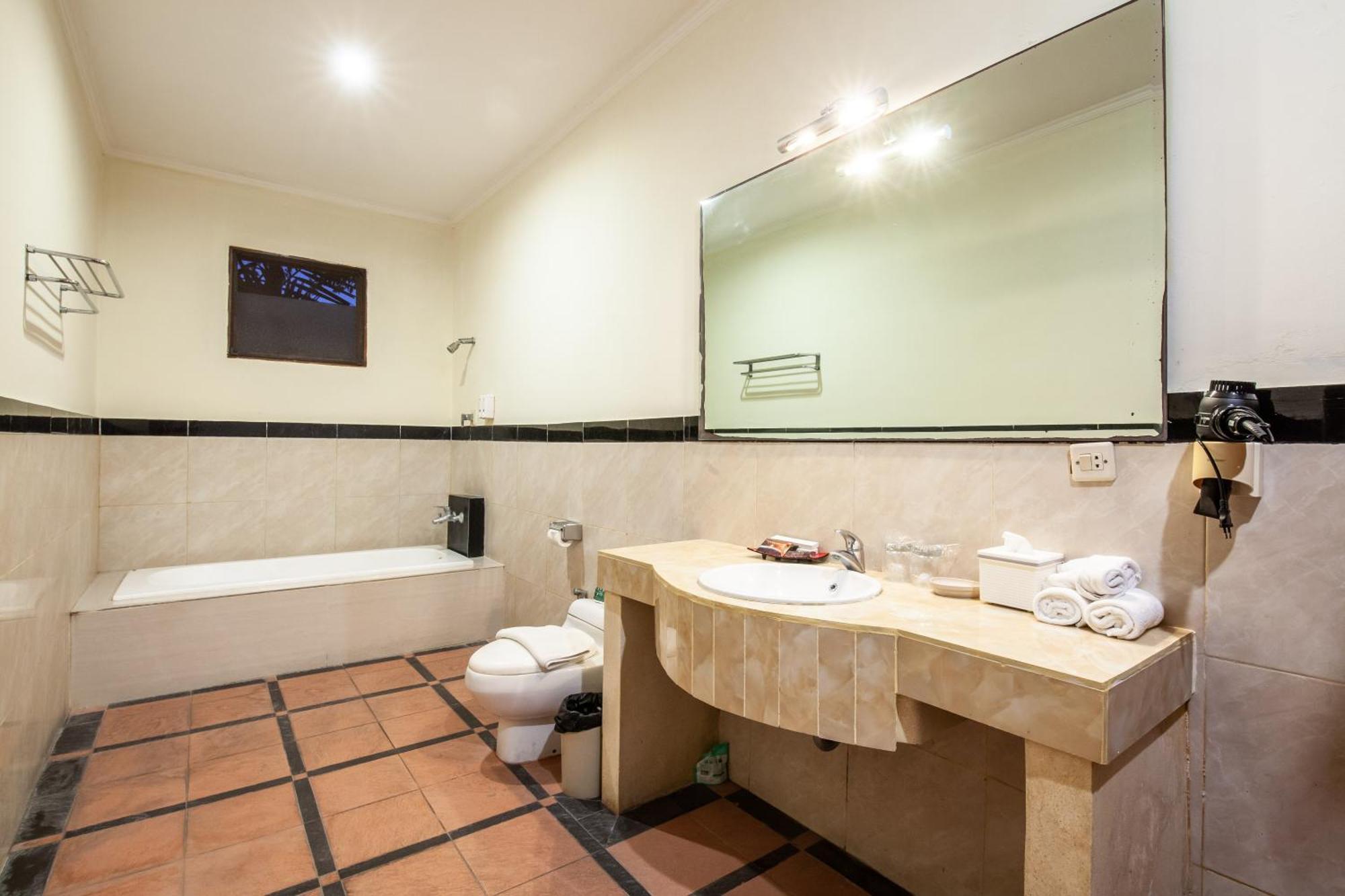 Villa 4-bedrooms Private Pool Saraswati Seminyak (Bali)