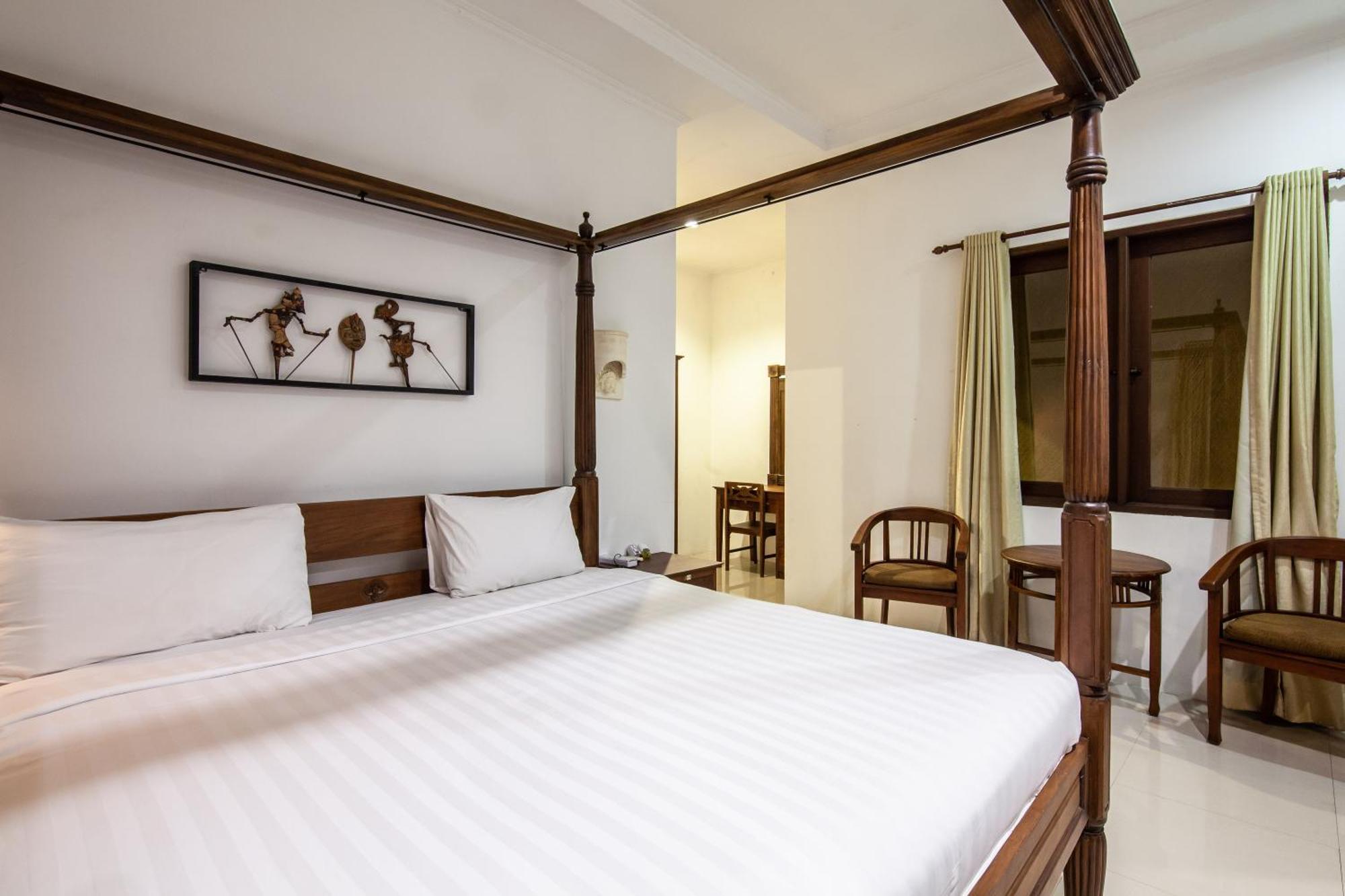 Villa 4-bedrooms Private Pool Saraswati Seminyak (Bali)