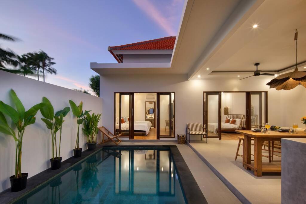 Cozy 2 Beds In Villa Seminyak (Bali)