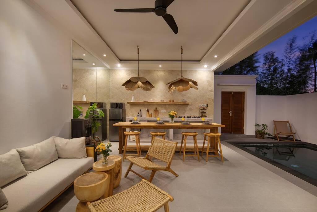 Cozy 2 Beds In Villa Seminyak (Bali)