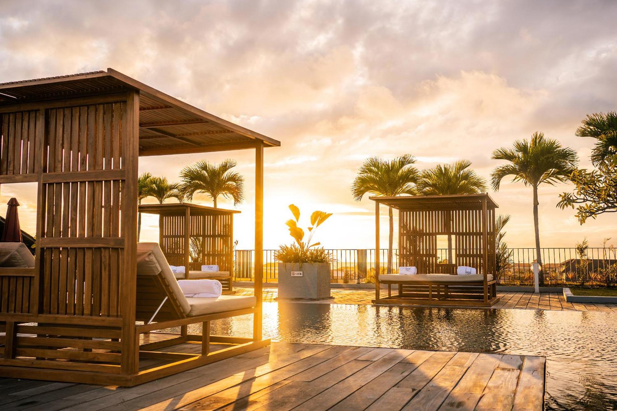 Cross Paasha Bali Hotel 5*