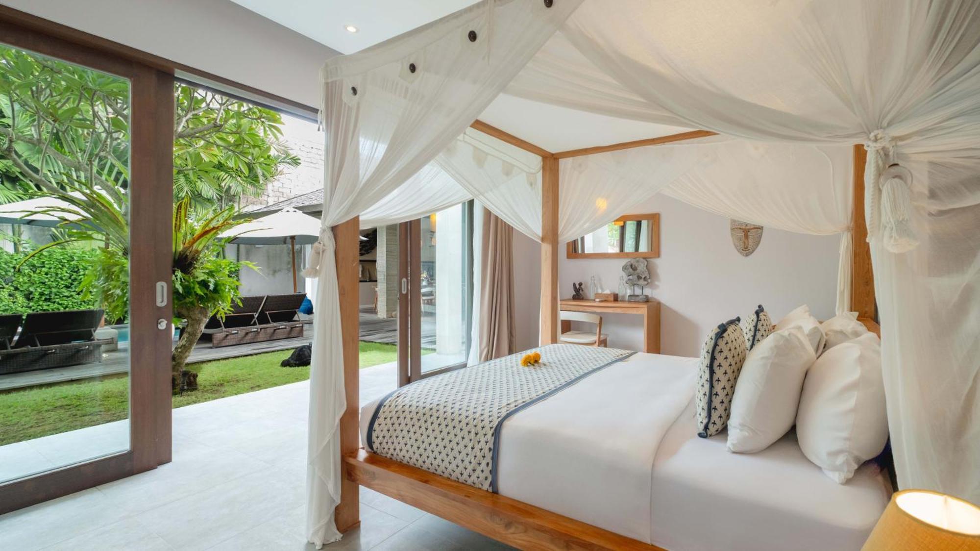 Villa Nikaia By Finder