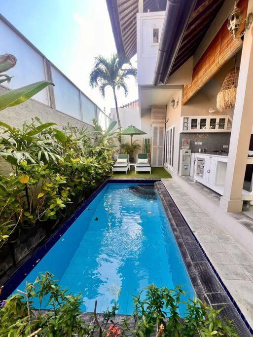 Paradise Found 250m From The Villa *