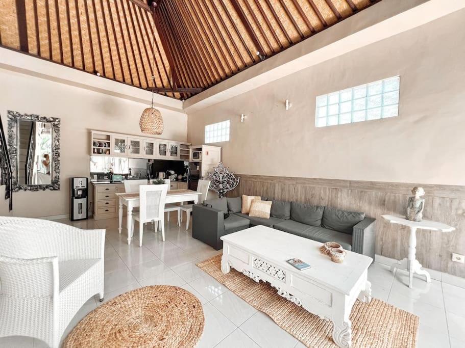 Villa Cute 2br In The Heart Of Seminyak (Bali)