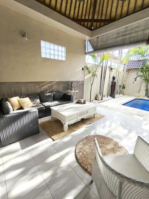 Cute 2br In The Heart Of