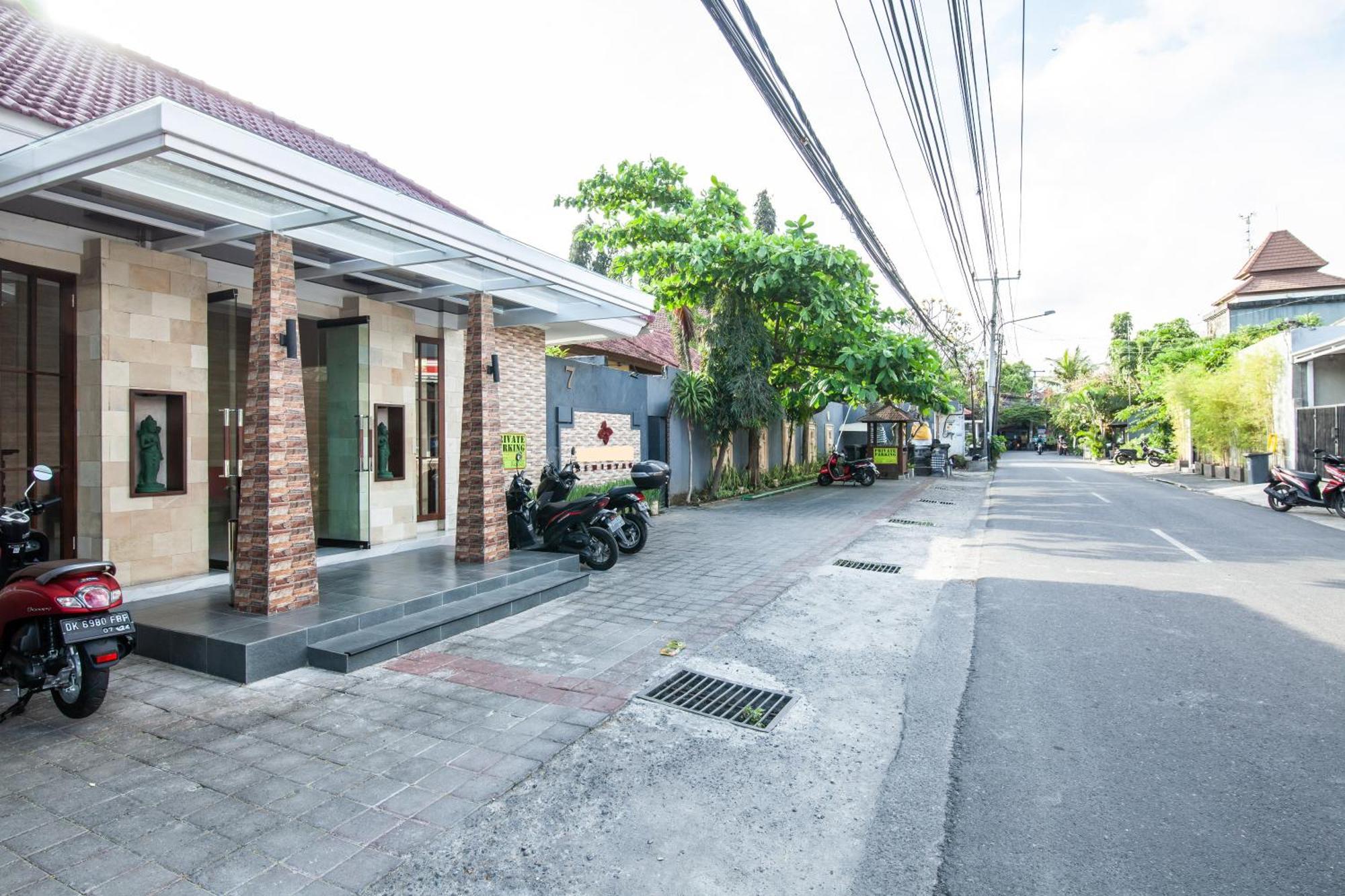 Villa 4-bedrooms Private Pool Saraswati *