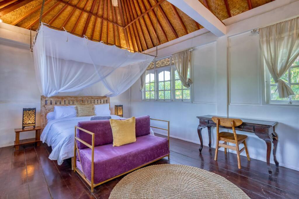 Sabi 3br In The Heart Of By Santi Management Villa *