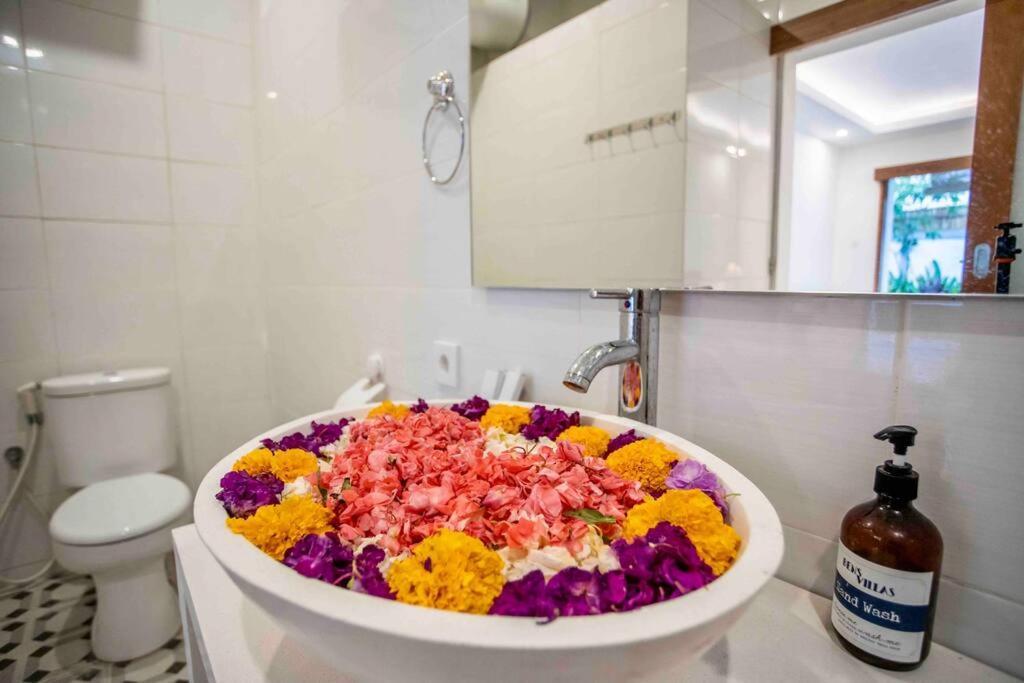 Bens Mertanadi Two-bedroom With Private Pool Kuta *