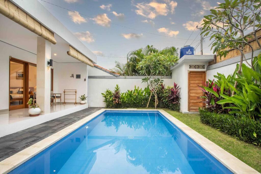 Bens Mertanadi Two-bedroom With Private Pool Kuta Seminyak (Bali)