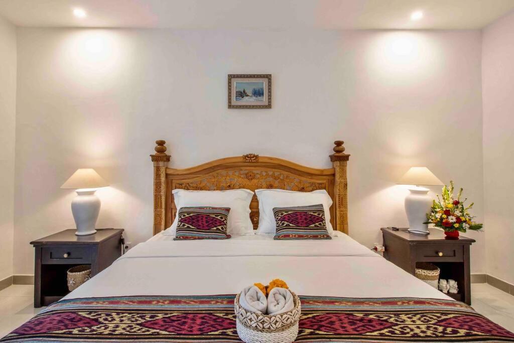 Bens Mertanadi Two-bedroom With Private Pool Kuta Villa