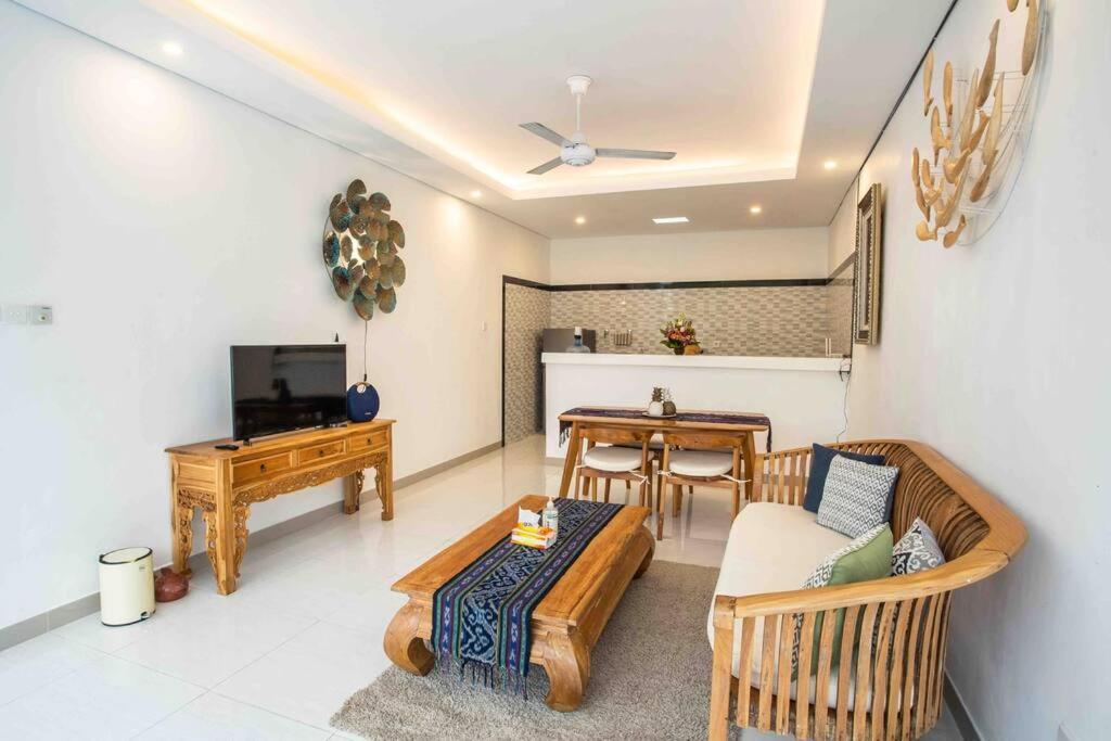 Villa Bens Mertanadi Two-bedroom With Private Pool Kuta