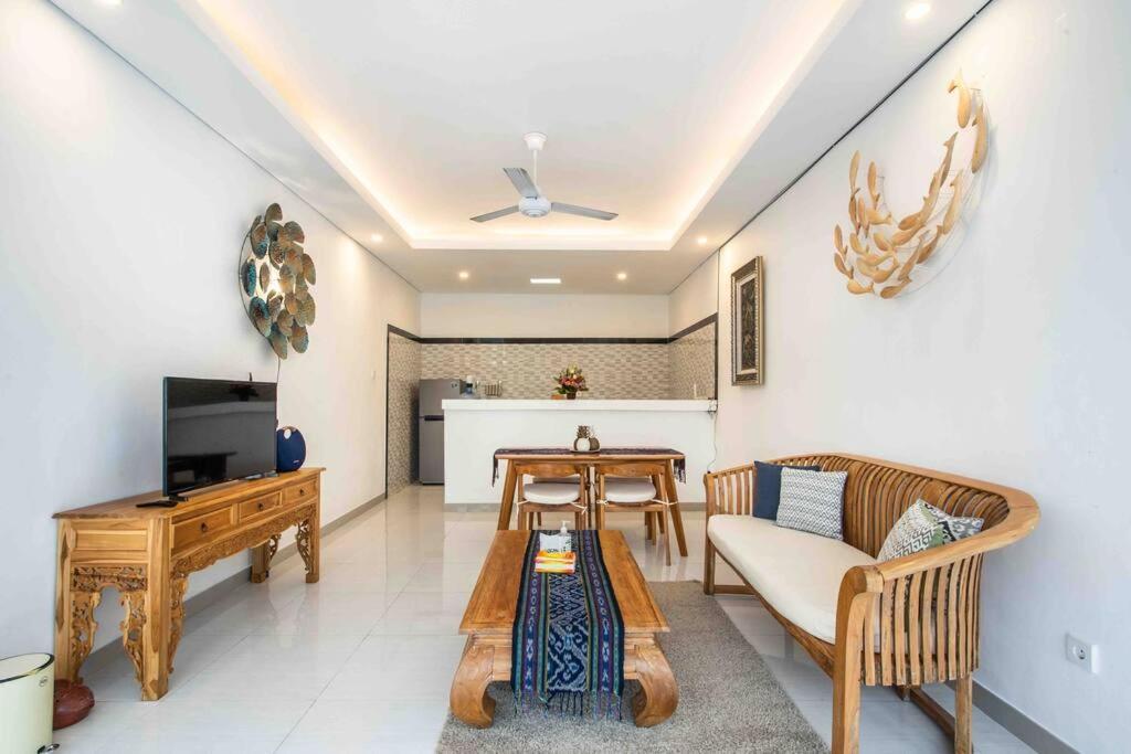 Bens Mertanadi Two-bedroom With Private Pool Kuta *
