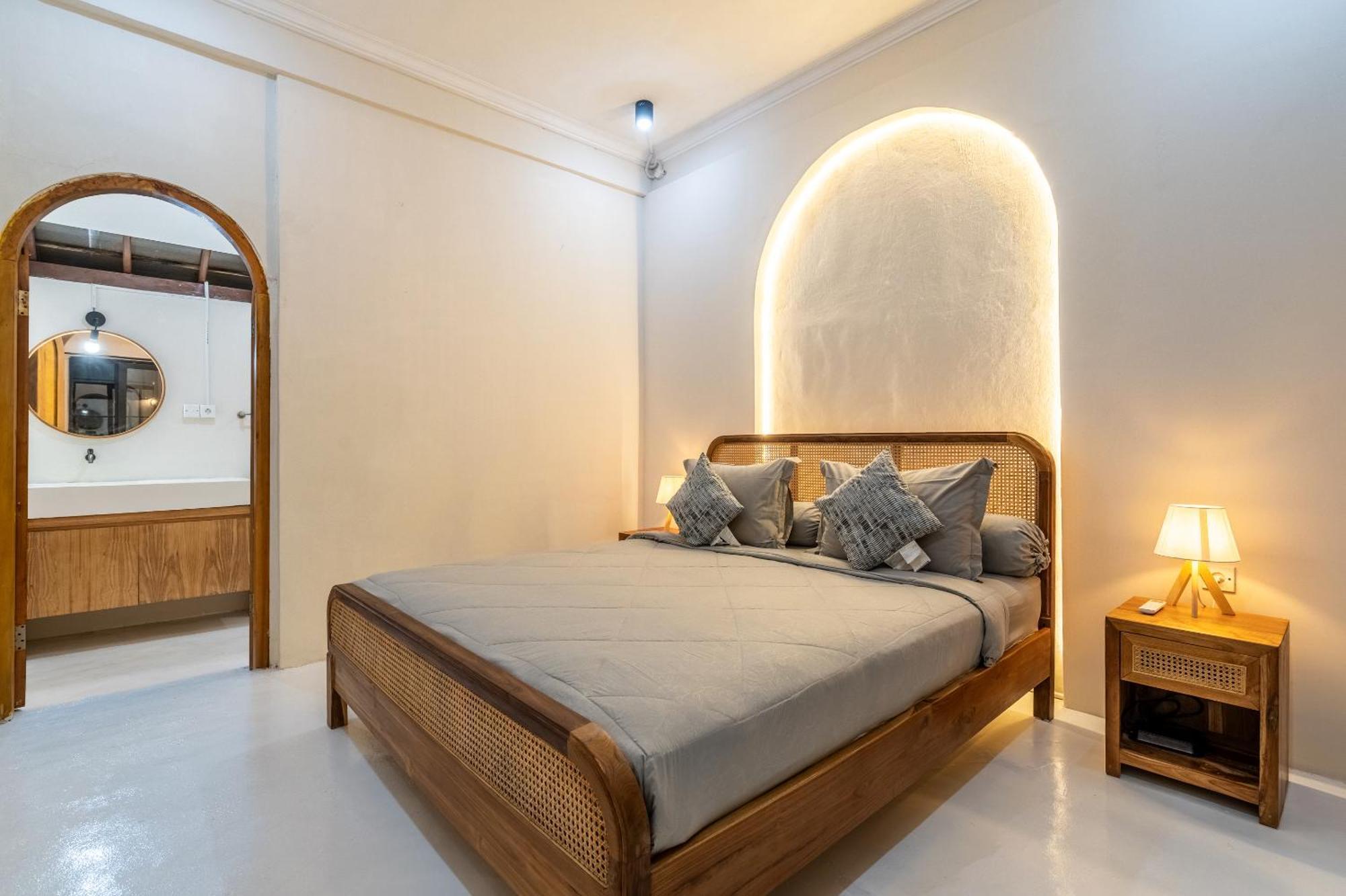 Apollo - 4br Private In Seminyak (Bali)