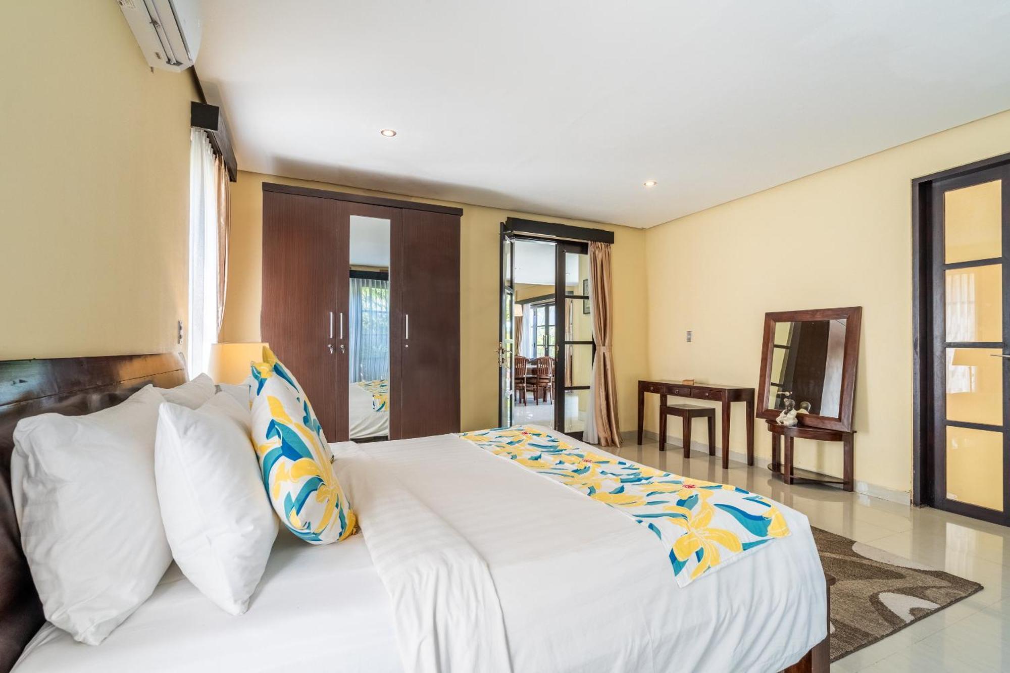 Cometa 4br Private Pool Luxury * Seminyak (Bali)