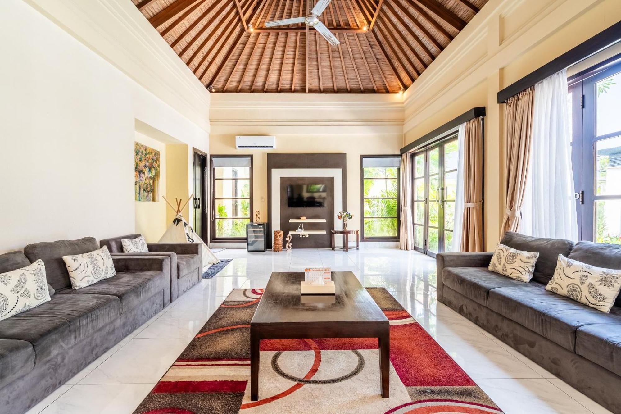 Cometa 4br Private Pool Luxury Holiday home *