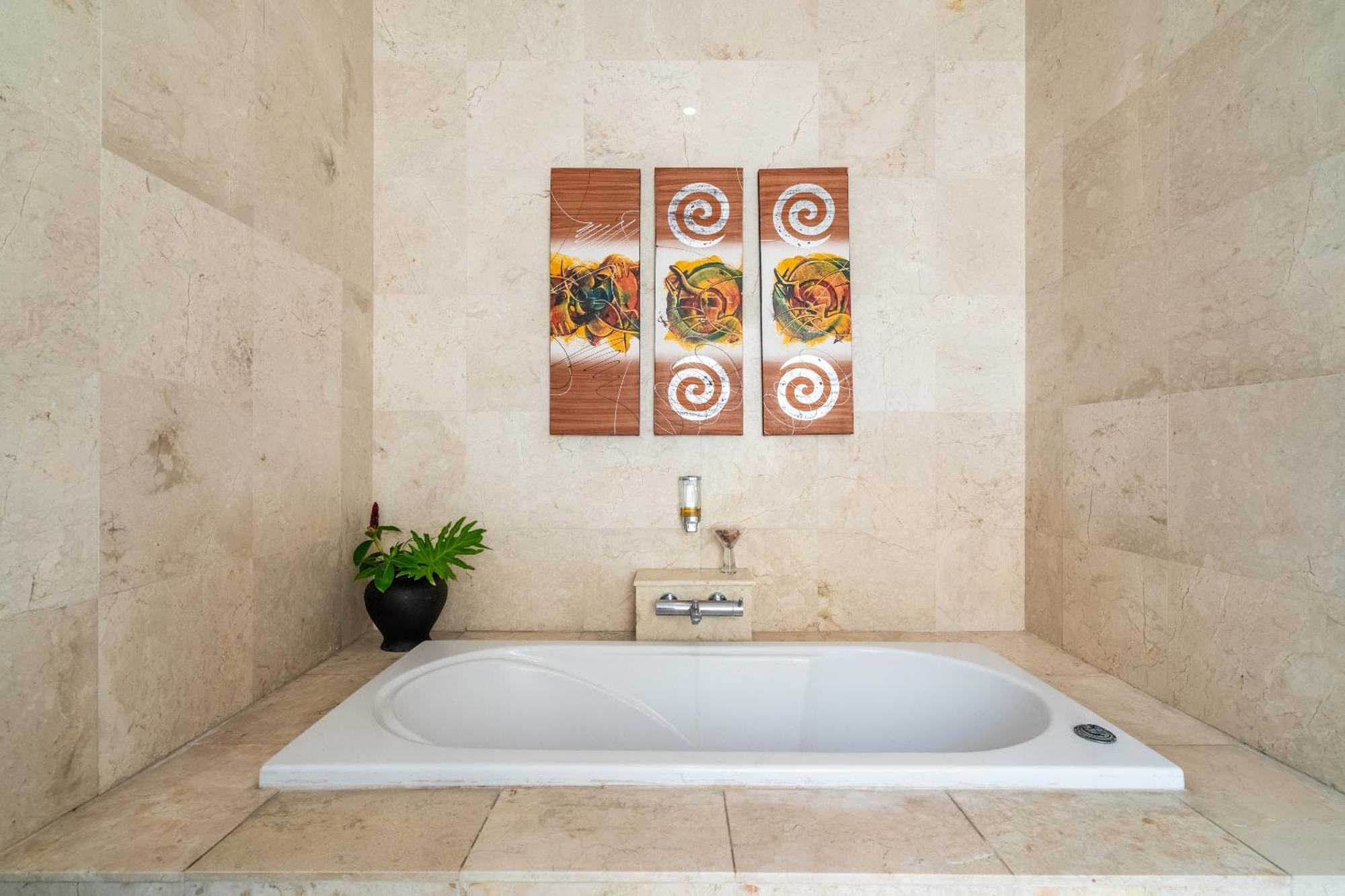 Cometa 4br Private Pool Luxury Holiday home Seminyak (Bali)