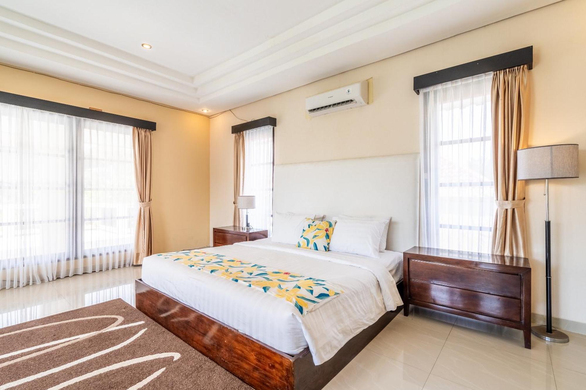 Cometa 4br Private Pool Luxury Holiday home Seminyak (Bali)
