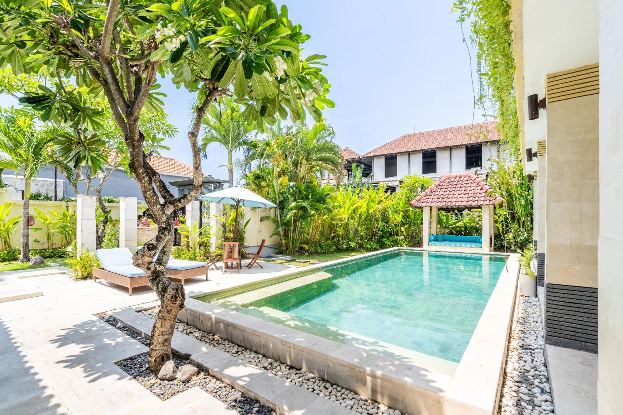 Cometa 4br Private Pool Luxury Seminyak (Bali)