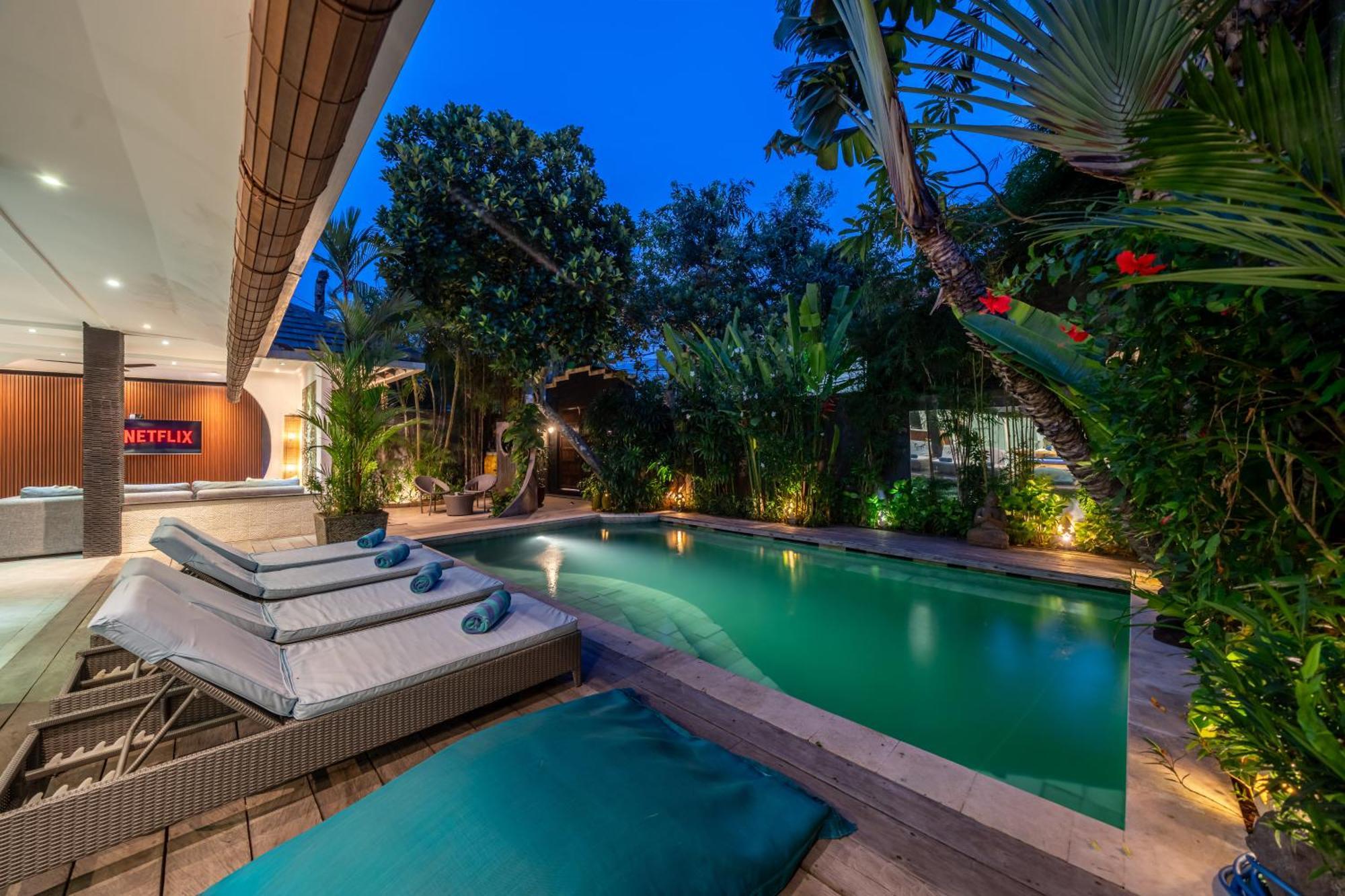 Biệt thự Alchemy Private 4 Bedroom Eat Street 10 Steps To Revolver Cafe *