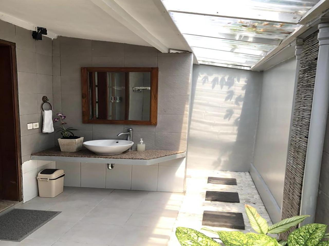 - Private Pool And Fast Wifi Seminyak (Bali)