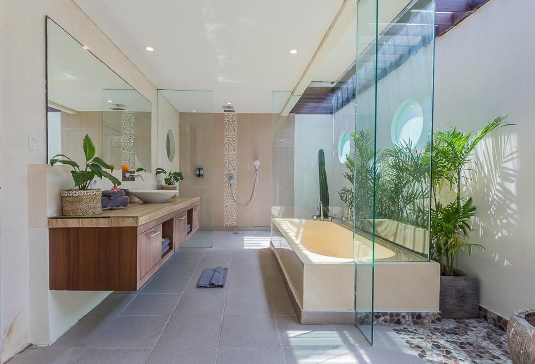 Luxury 4 Bedroom Seminiak * Seminyak (Bali)