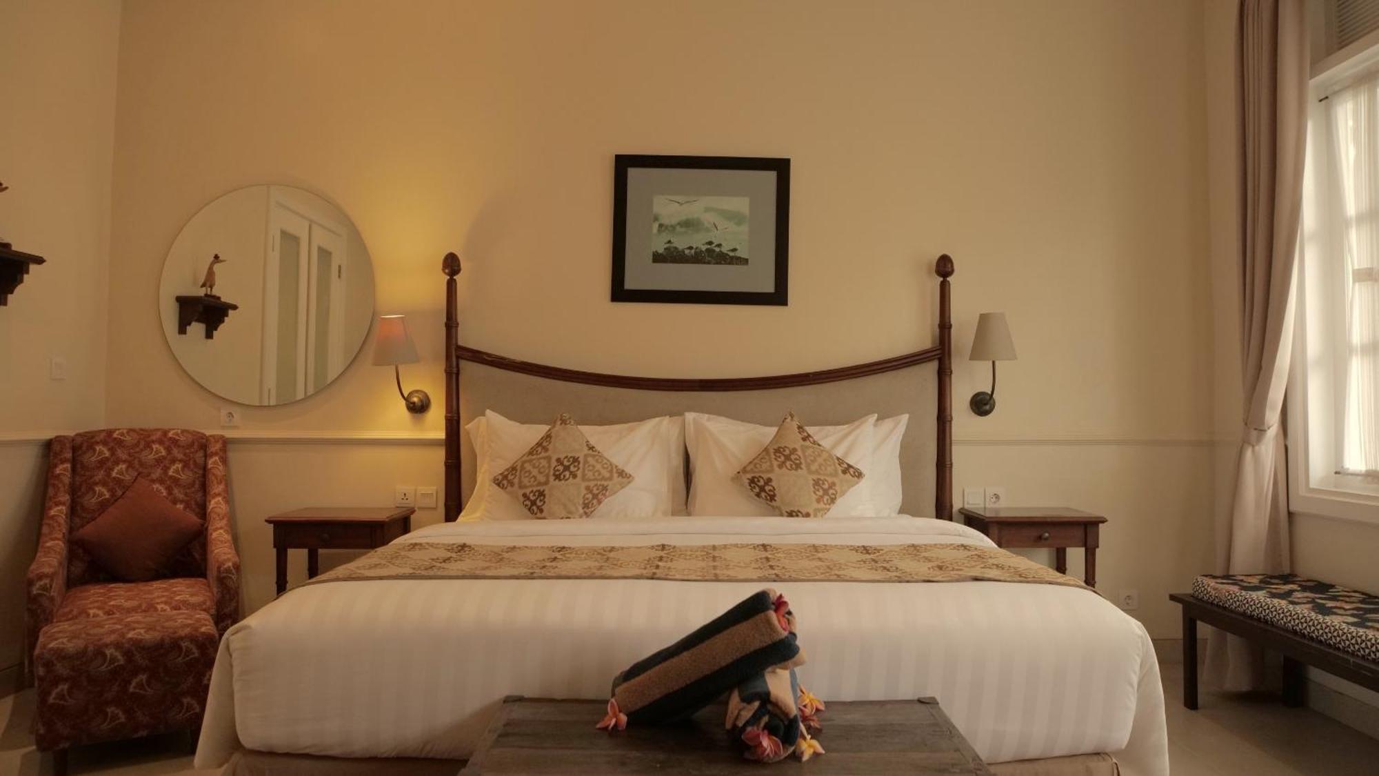 Solterra Boutique & Powered By Archipelago Hotel 4*
