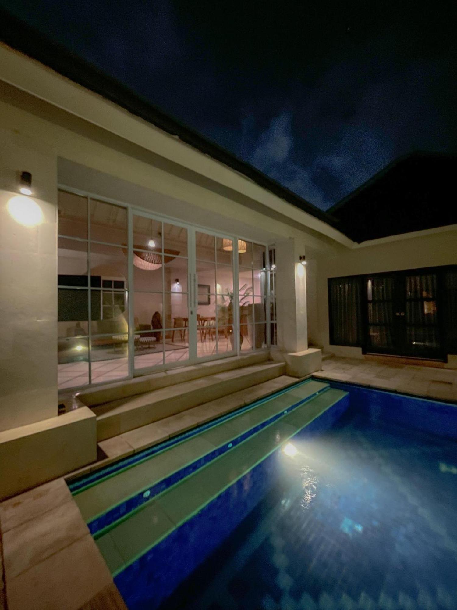 Kaimana - 2br In Walk To Villa *