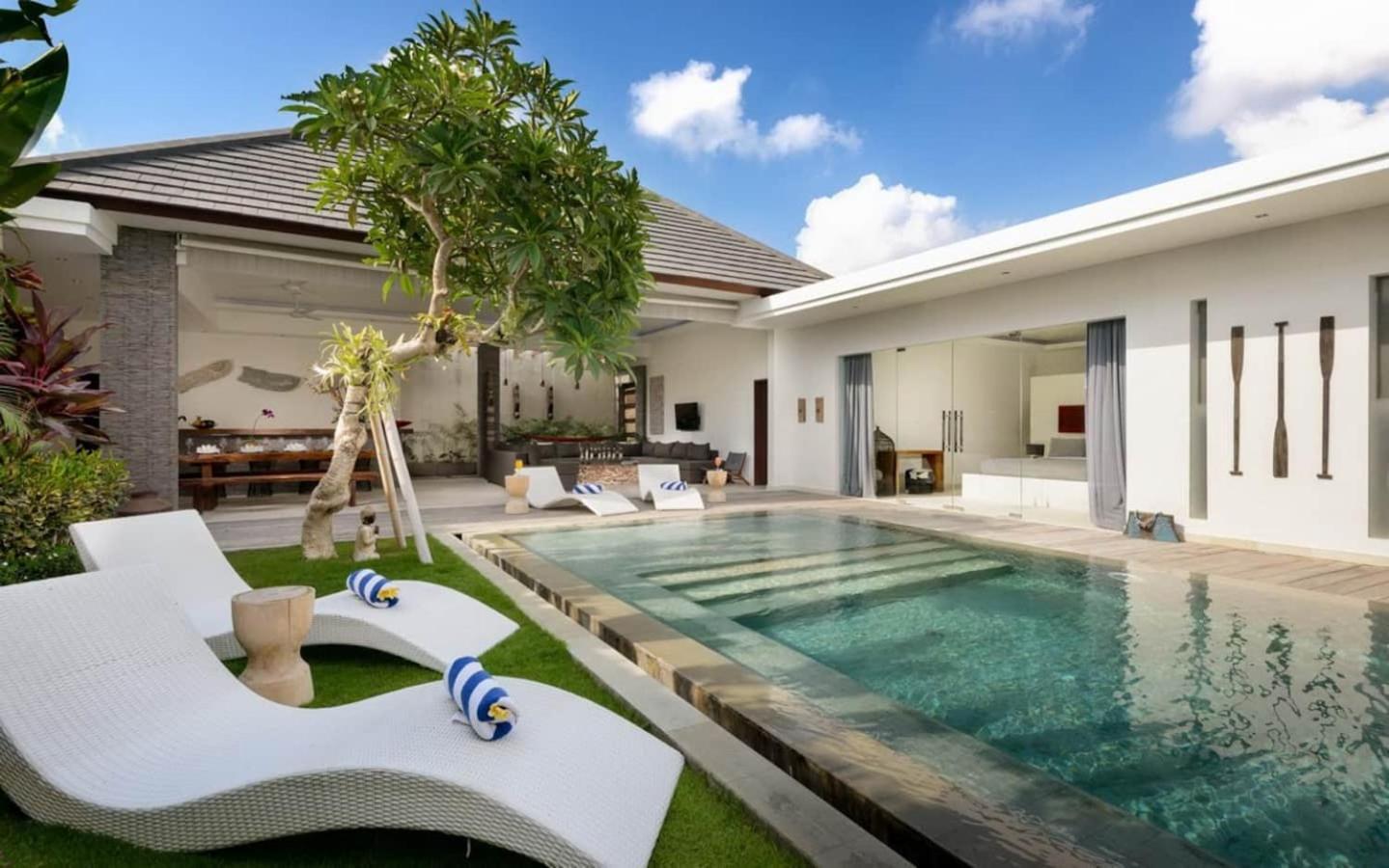 Pousada Gorgeous Tropical 3 Bed Pool Villa, 24hr Security