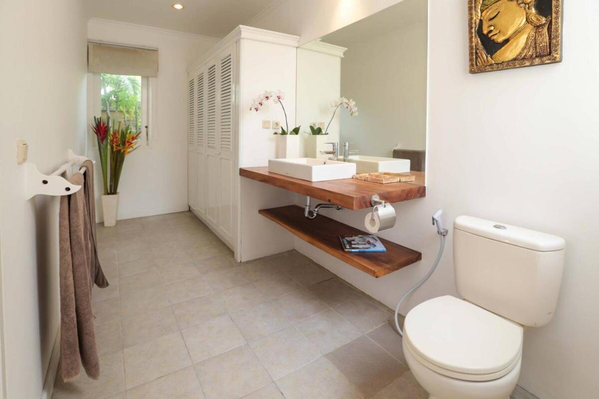 4 Bedroom Family With Pool Villa Seminyak (Bali)