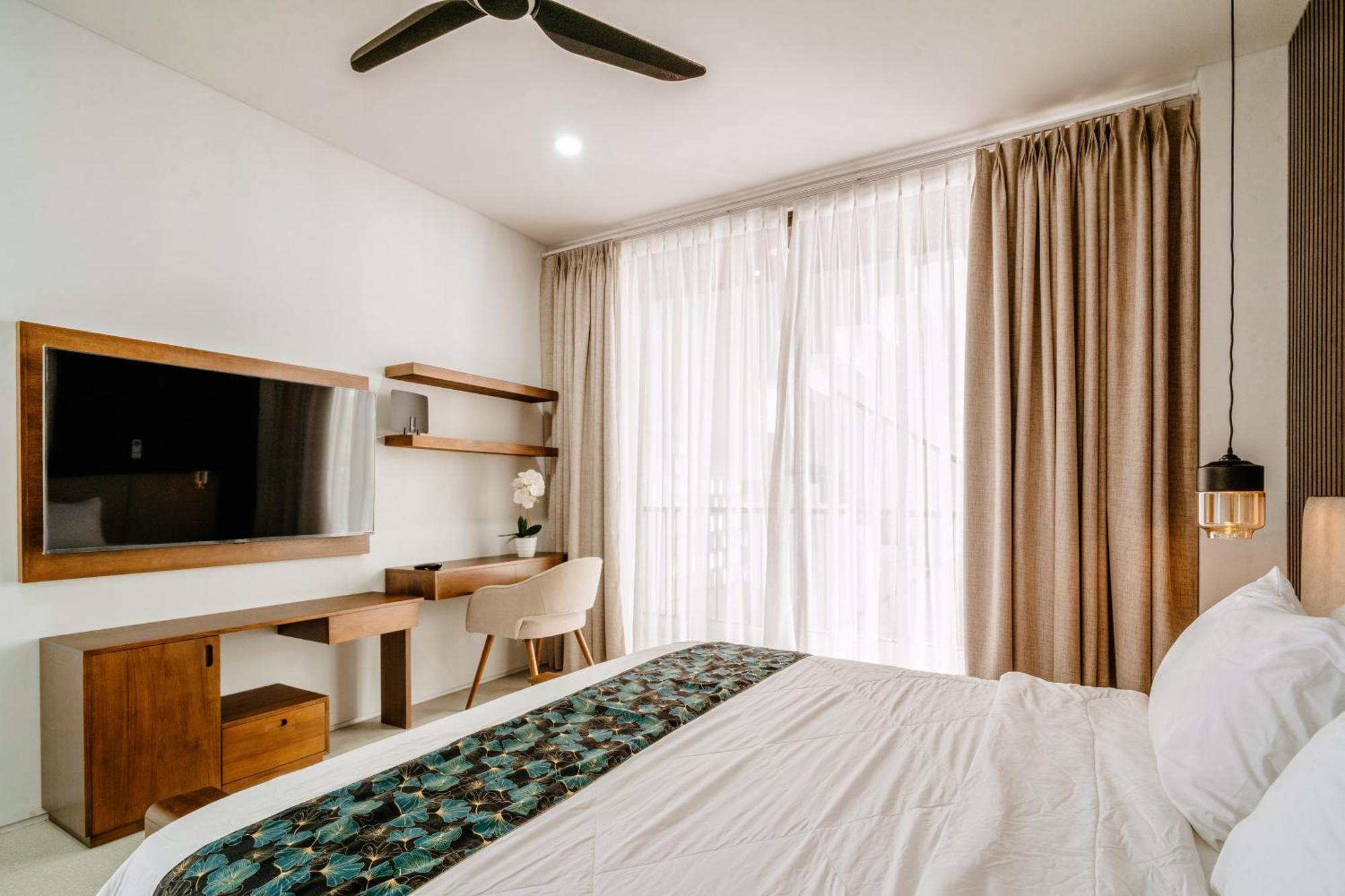 Bali Large 5-br Private Luxury Dandanku In Villa Seminyak (Bali)