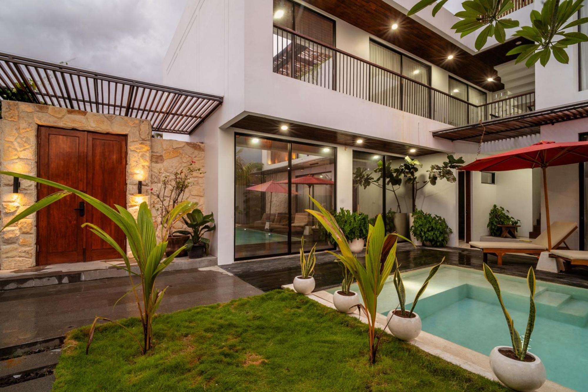 Villa Bali Large 5-br Private Luxury Dandanku In Seminyak (Bali)