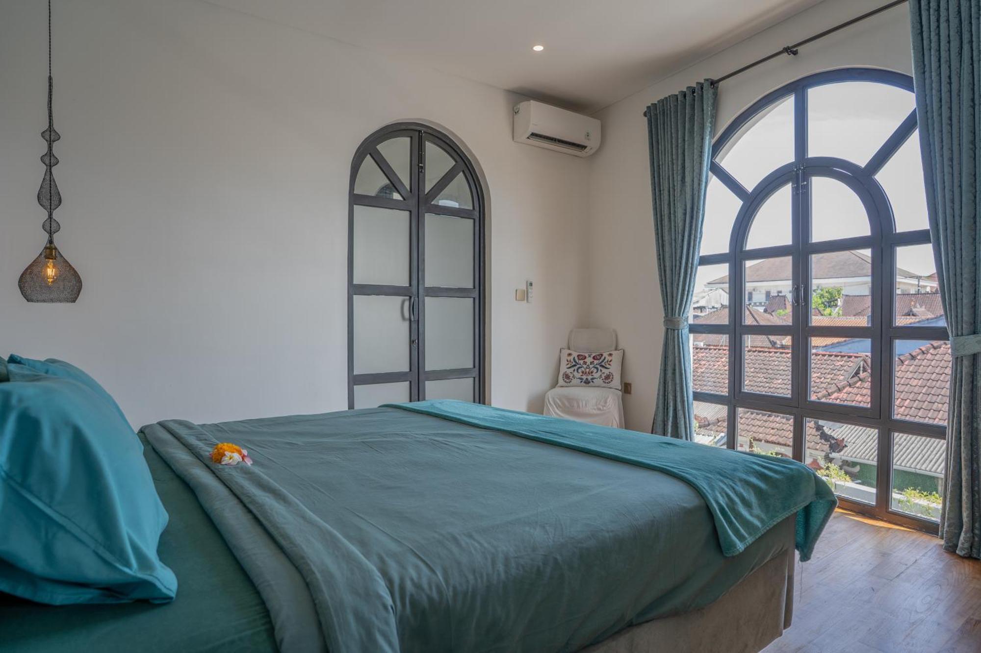 Rhapsody Villa Seminyak (Bali)