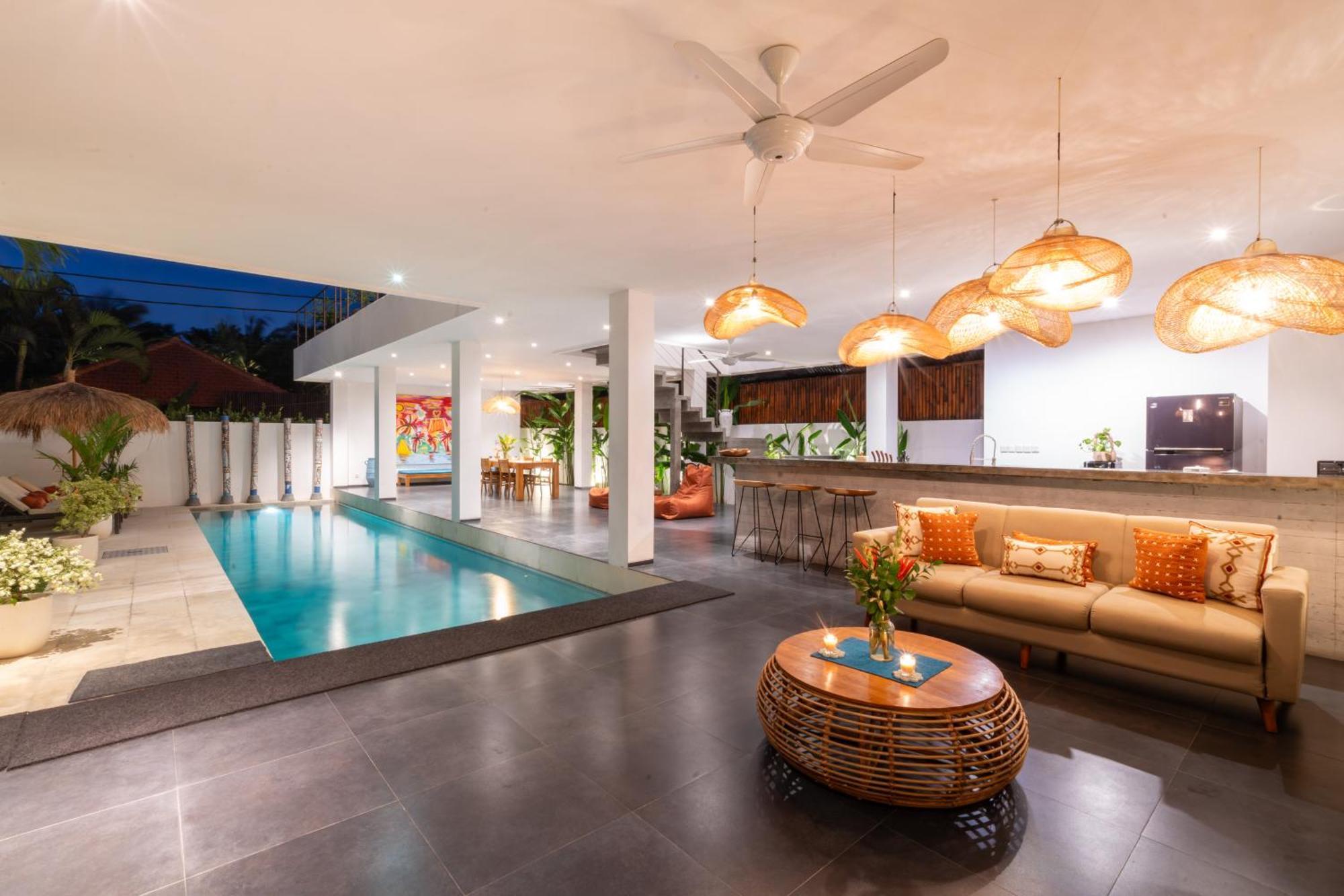 Beautiful Modern In The Heart Of Seminyak (Bali)