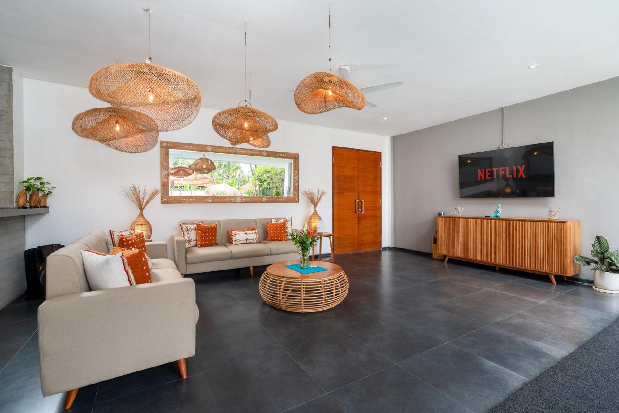 Beautiful Modern In The Heart Of Seminyak (Bali)